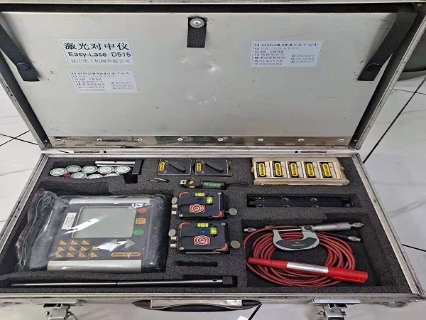 激光對(duì)心儀D515